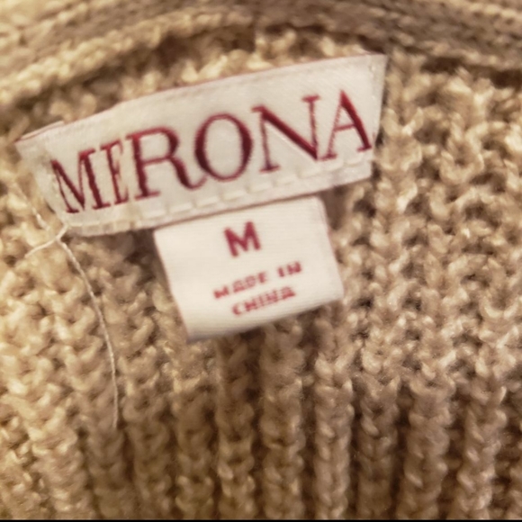 Beige Hooded Sweater Vest Sz M - Picture 2 of 4